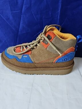 UGG Boys Brown Suede Boots Blue & Orange Accents Size 1 Highland Heritage Shoes